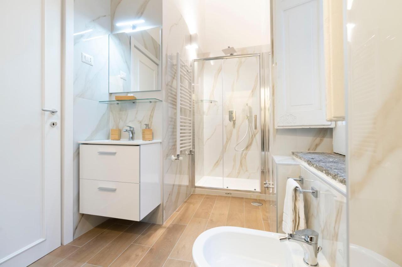 Domus Decumana Apartment Naples Luaran gambar