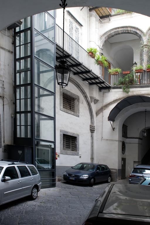 Domus Decumana Apartment Naples Bilik gambar
