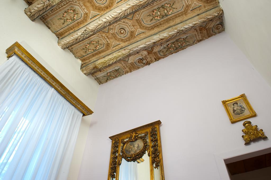 Domus Decumana Apartment Naples Bilik gambar