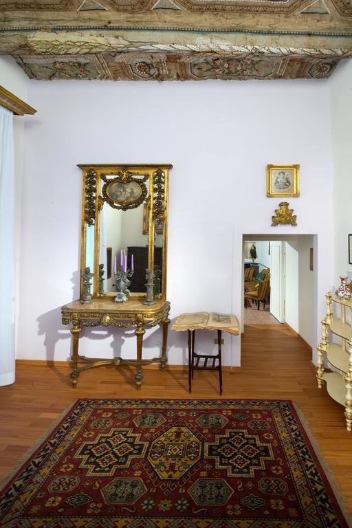 Domus Decumana Apartment Naples Bilik gambar